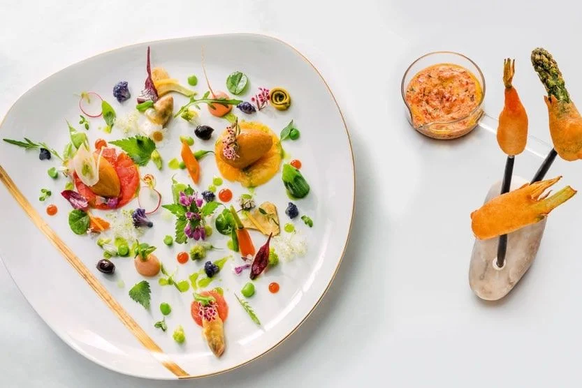 michelin-star-restaurants-france-la-vague-dor-min